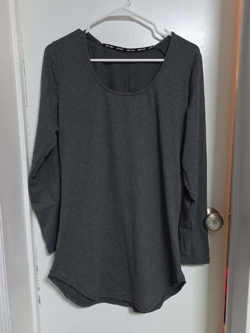Women's Scoop Neck Long Sleeve Top - Charcoal